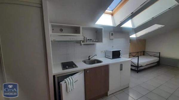 Appartement à louer 1 pièce 20.68m² Bourg-en-Bresse (01000)