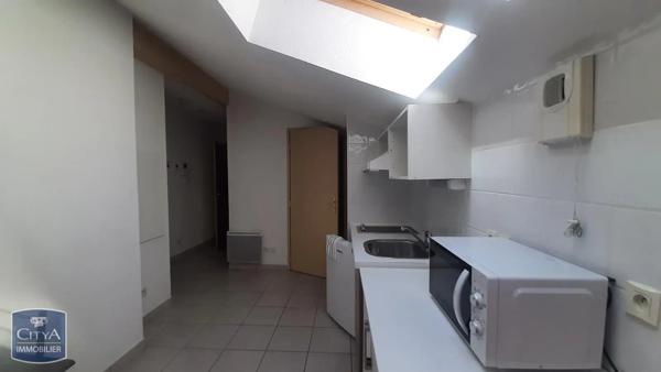 Appartement à louer 1 pièce 20.68m² Bourg-en-Bresse (01000)