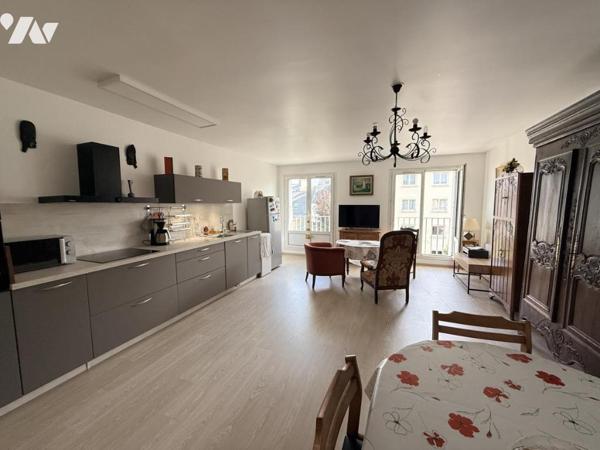 CHERBOURG - APPARTEMENT 2 CHAMBRES AVEC ASCENSEUR ET PARKING