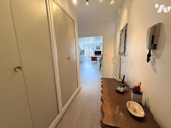 CHERBOURG - APPARTEMENT 2 CHAMBRES AVEC ASCENSEUR ET PARKING