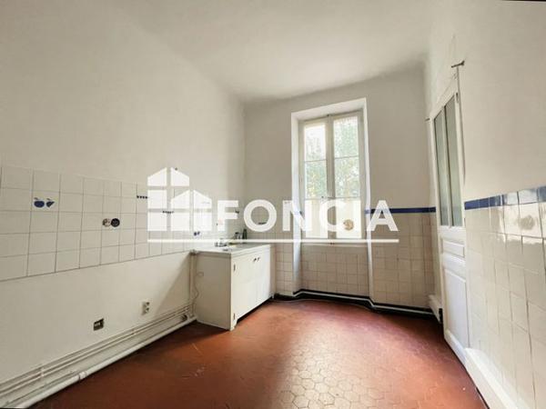 Local commercial 5 pièces T5 F5 168.8 m² à Toulon 18 RUE VICTOR CLAPPIER 83000 à louer