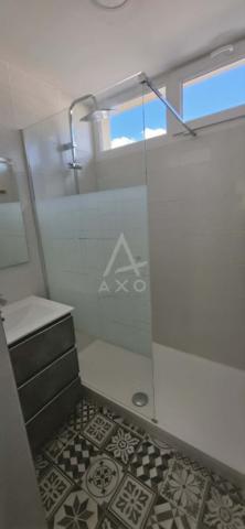 Albertville (73200)  Appartement T3 traversant entièrement rénové avec balcon, loggia et vue dégagée sur Conflans
