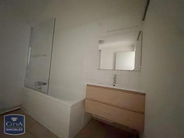 Appartement à louer 3 pièces 72.4m²