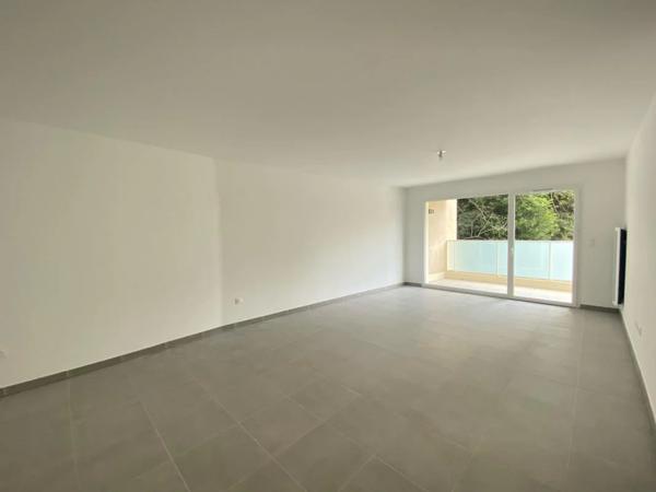 Appartement à louer à Nîmes (30900)