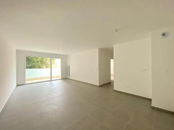 Appartement à louer à Nîmes (30900)