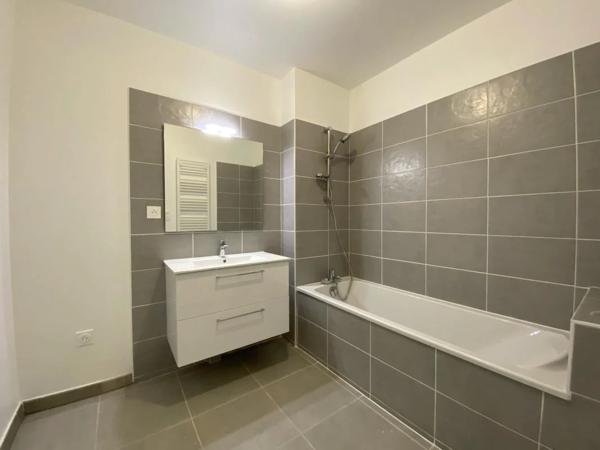 Appartement à louer à Nîmes (30900)