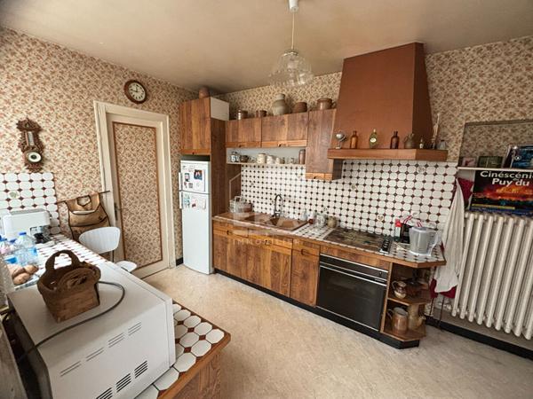 MAISON  CENTRE VILLE  - jardinet  QUARTIER EQUINOXE