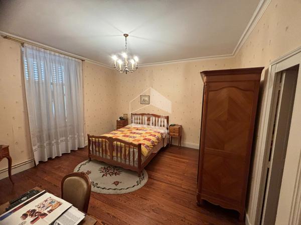 MAISON  CENTRE VILLE  - jardinet  QUARTIER EQUINOXE