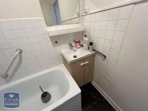 Appartement à louer 1 pièce 33.79m² Firminy (42700)