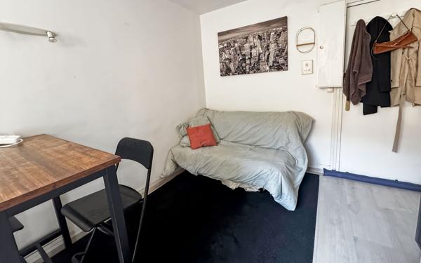 Appartement à louer    1 pièce • 12,11 m2 Reims