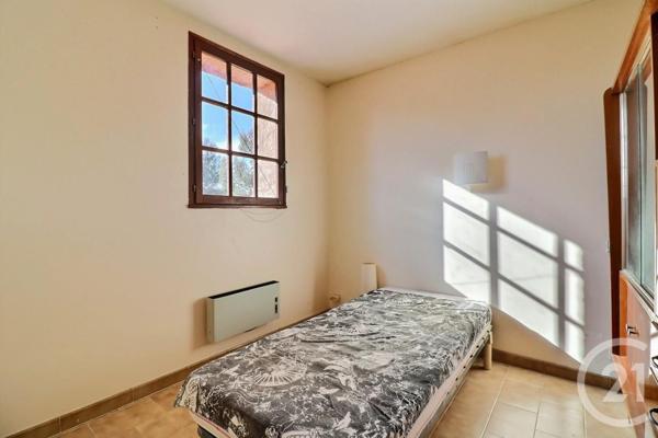 Maison à vendre  7 pièces - 180 m2 ST RAPHAEL - 83