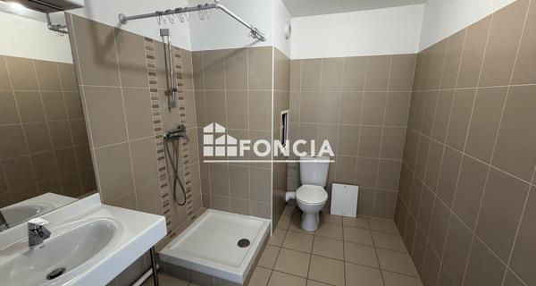 Location Appartement 2 pièces 46.56 m² - Corbeil-essonnes 91100