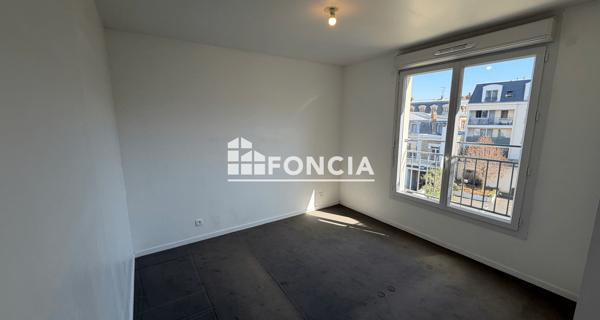 Location Appartement 2 pièces 46.56 m² - Corbeil-essonnes 91100