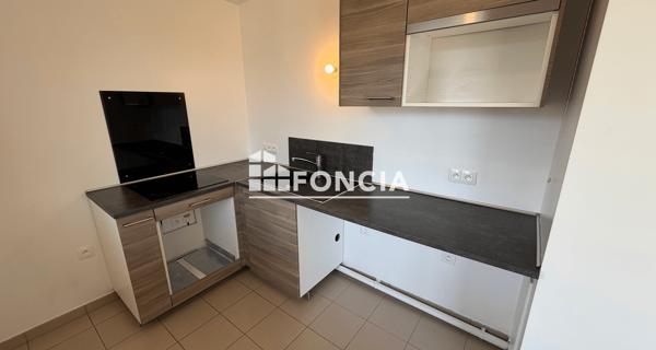 Location Appartement 2 pièces 46.56 m² - Corbeil-essonnes 91100