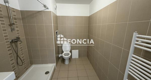 Location Appartement 2 pièces 46.56 m² - Corbeil-essonnes 91100