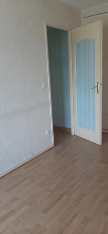 RARE MAISON DE PLAIN PIED DANS UN JOLI QUARTIER RÉSIDENTIEL PAISIBLE