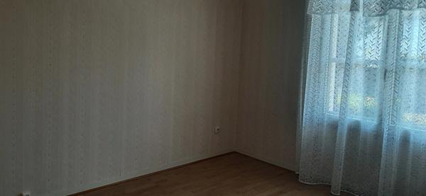 RARE MAISON DE PLAIN PIED DANS UN JOLI QUARTIER RÉSIDENTIEL PAISIBLE
