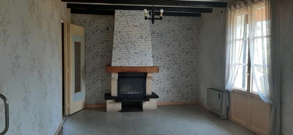 RARE MAISON DE PLAIN PIED DANS UN JOLI QUARTIER RÉSIDENTIEL PAISIBLE