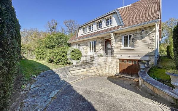 Maison à vendre    7 pièces • 221 m2 Vineuil-Saint-Firmin