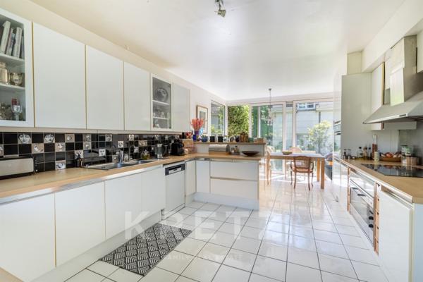 Propriété d’Exception en Bord de Seine