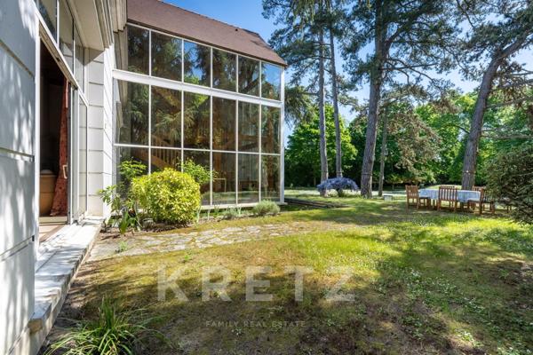 Propriété d’Exception en Bord de Seine