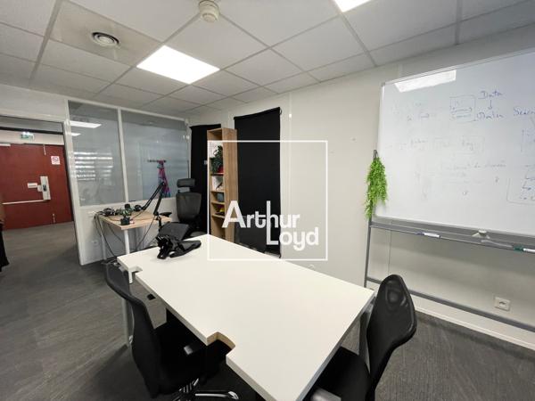 Bureaux à louer à Montpellier esprit campus avec grand parking disponible