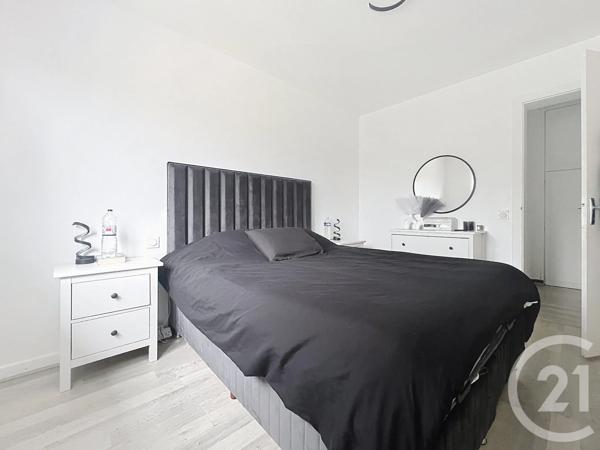 Appartement F3 à vendre  3 pièces - 63 m 2   BELFORT  - 90