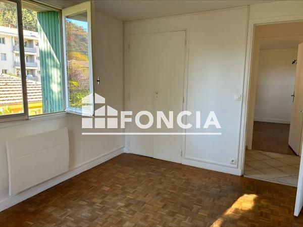 Location Appartement 4 pièces 94.2 m² - 6 RUE MEDECIN LIEUTENANT CHASPOUL Digne-les-bains 04000