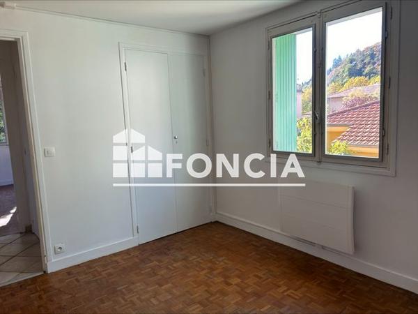 Location Appartement 4 pièces 94.2 m² - 6 RUE MEDECIN LIEUTENANT CHASPOUL Digne-les-bains 04000