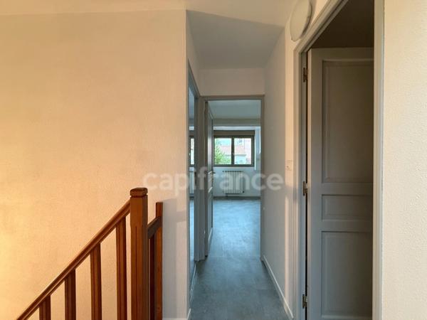 Maison à vendre 4 pièces au calme,9 environ 92 m2 coeur de ville ALES (30)
