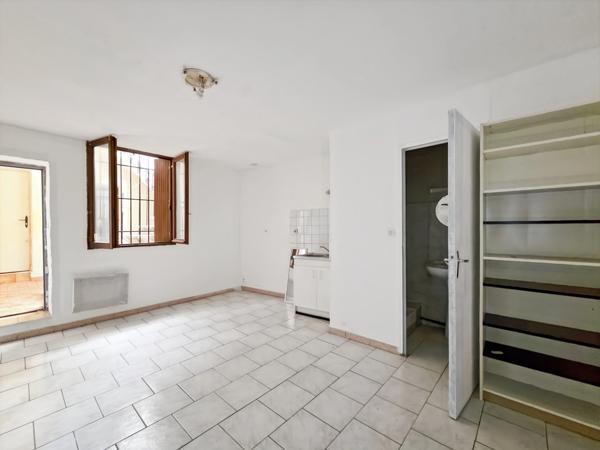 Immeuble de 6 appartements NIMES (30)
