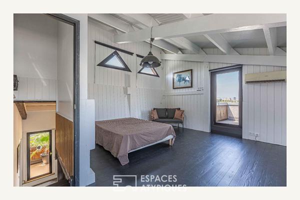 Maison d’architecte à ossature bois avec extérieur et garage