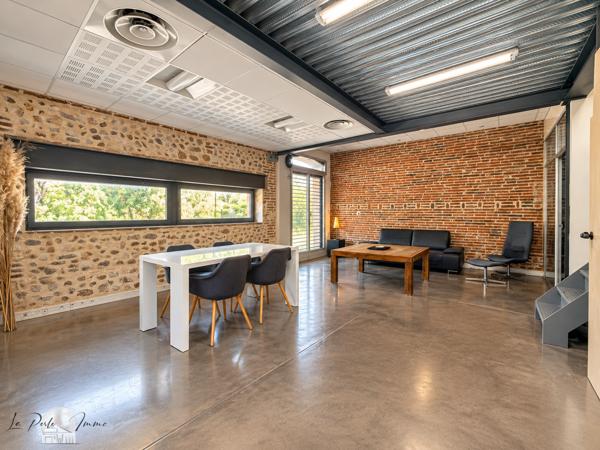 EXCEPTIONNEL MAS DE CARACTÈRE – ANCIEN CHAI – 425 M² HABITABLES – 1 257 M² DE TERRAIN – AUX PORTES DE PERPIGNA