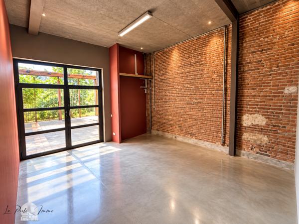 EXCEPTIONNEL MAS DE CARACTÈRE – ANCIEN CHAI – 425 M² HABITABLES – 1 257 M² DE TERRAIN – AUX PORTES DE PERPIGNA