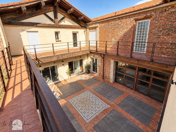 EXCEPTIONNEL MAS DE CARACTÈRE – ANCIEN CHAI – 425 M² HABITABLES – 1 257 M² DE TERRAIN – AUX PORTES DE PERPIGNA