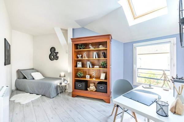 Centre de Houdan à pied, au calme, avec jardin et garage