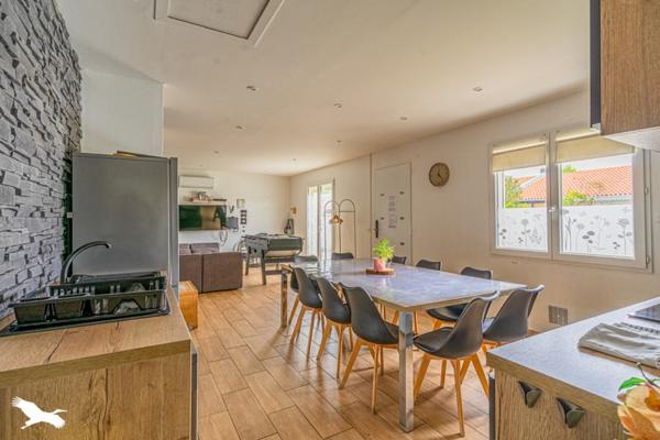 Maison à vendre 442 260 € Saint-Médard-en-Jalles 6 p 120 m² DPE D