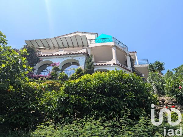 Appartement à vendre 4 pièces 114 m² Théoule-sur-Mer