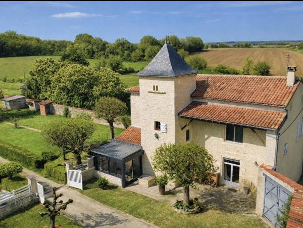Maison à vendre à Ruffec (16700) - Charente