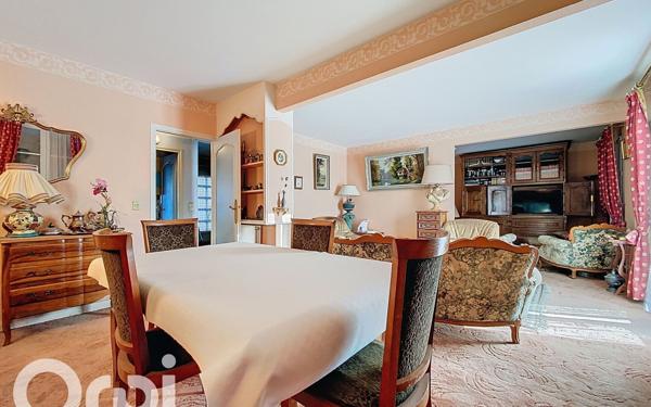 Maison à vendre    6 pièces • 160,66 m2 Vert-Saint-Denis