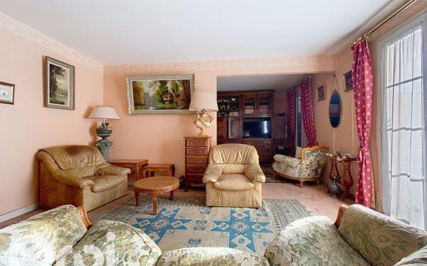 Maison à vendre    6 pièces • 160,66 m2 Vert-Saint-Denis