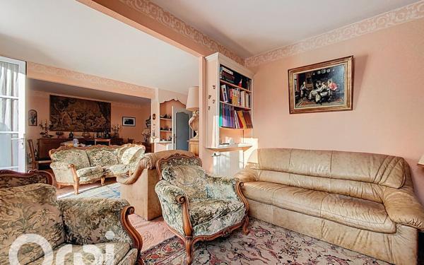 Maison à vendre    6 pièces • 160,66 m2 Vert-Saint-Denis