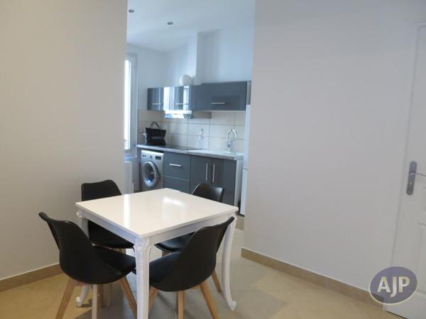 Location appartement Paris 7eme : 1 364 € - AJP Immobilière Passy Paris 16