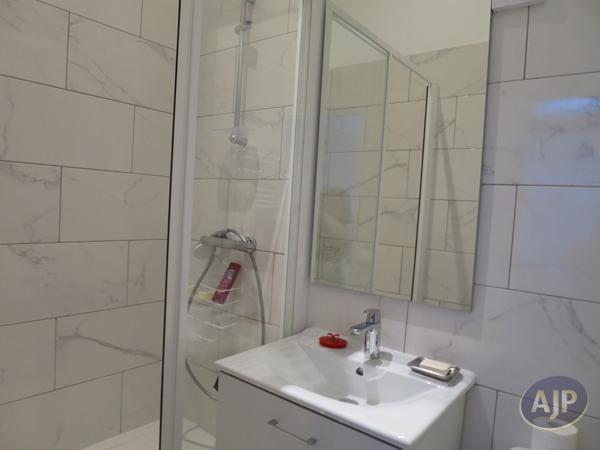 Location appartement Paris 7eme : 1 364 € - AJP Immobilière Passy Paris 16