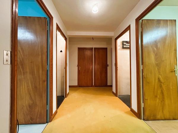 Maison à vendre 8 pièces LE CHESNAY (78)180m²-6 chambres-garage-575m²