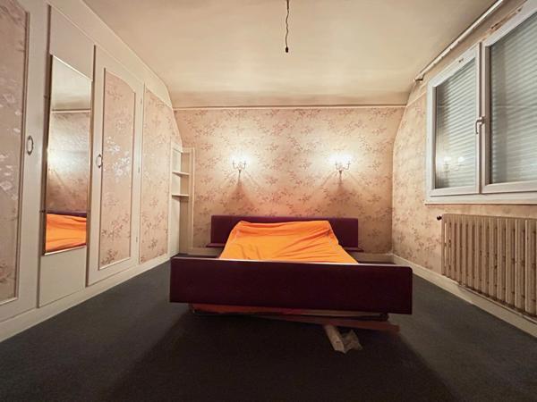 Maison à vendre 8 pièces LE CHESNAY (78)180m²-6 chambres-garage-575m²