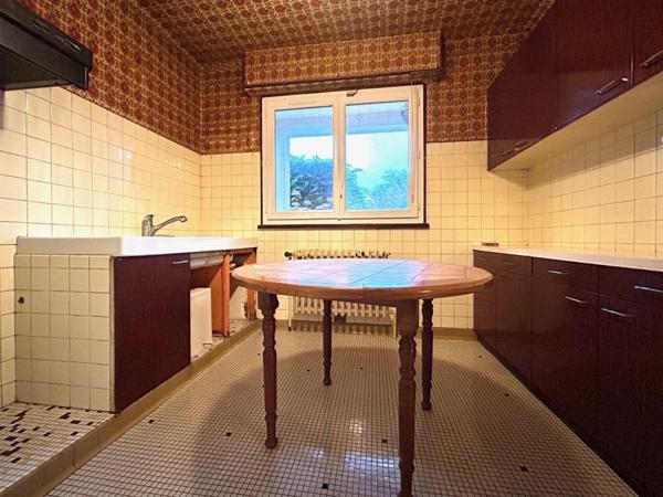 Maison à vendre 8 pièces LE CHESNAY (78)180m²-6 chambres-garage-575m²