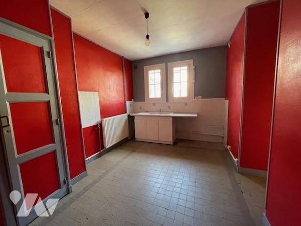 Proche centre ville et commerce