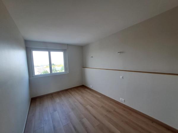 APPARTEMENT AVEC  VUE SUR LOIRE