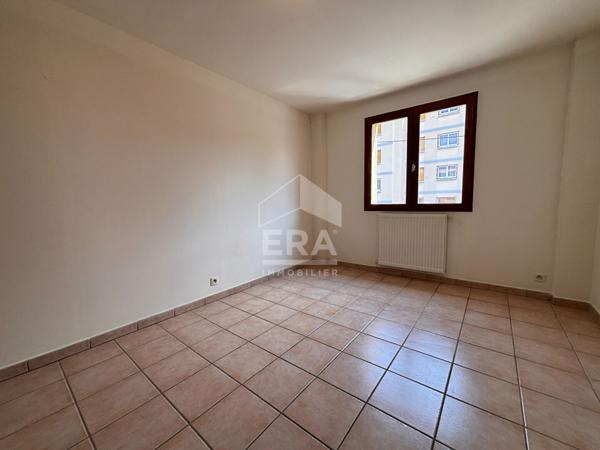 Achat immobilier Appartement T4 + parking Sisteron Plantiers 71.26m2
